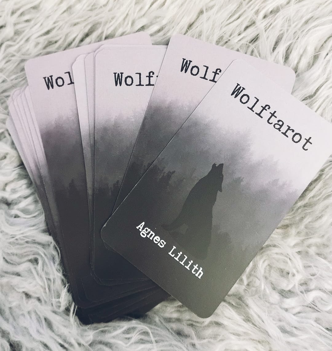 Rubová strana Wolftarotu